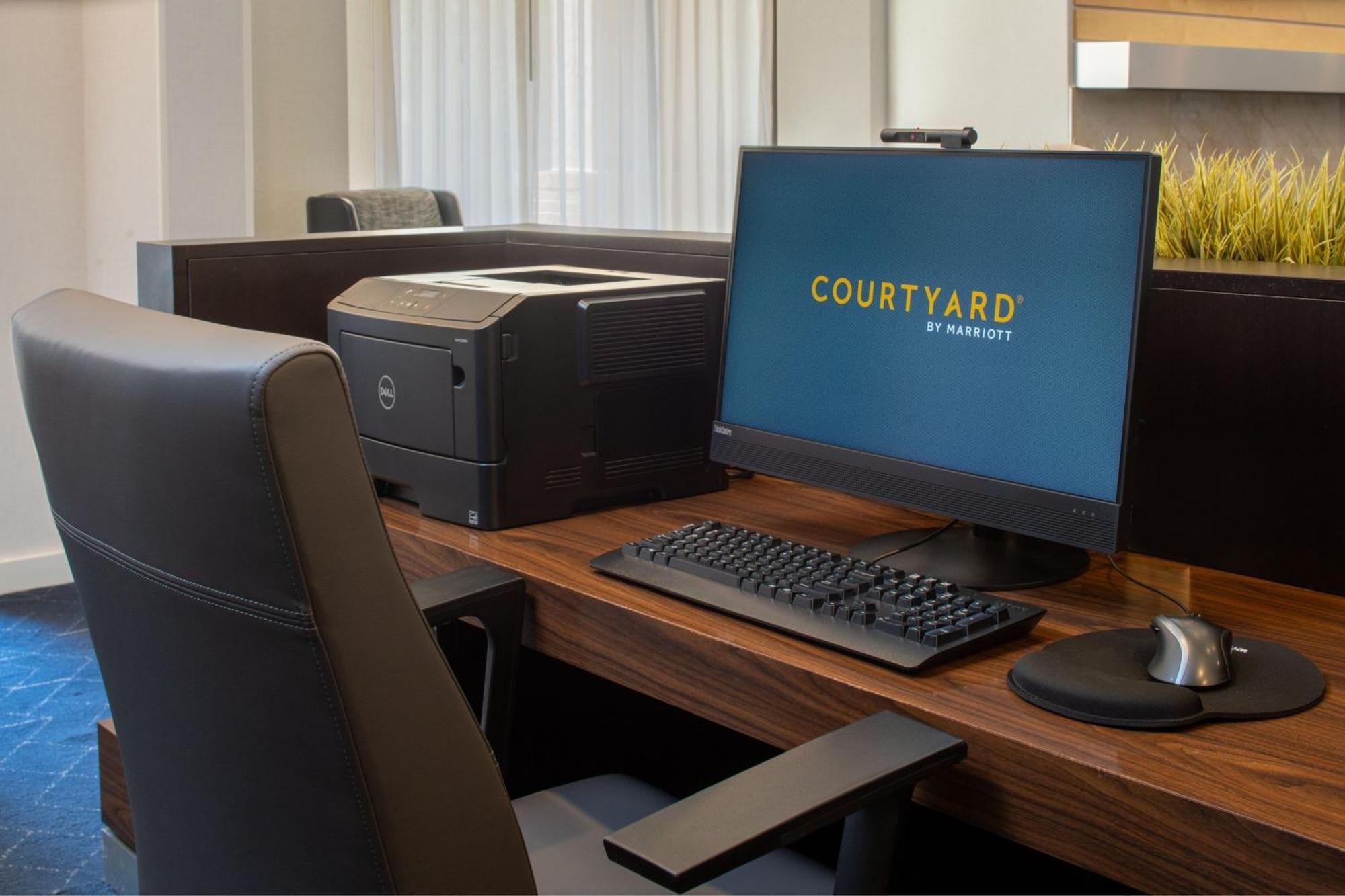 Courtyard By Marriott Decatur Hotel Екстериор снимка