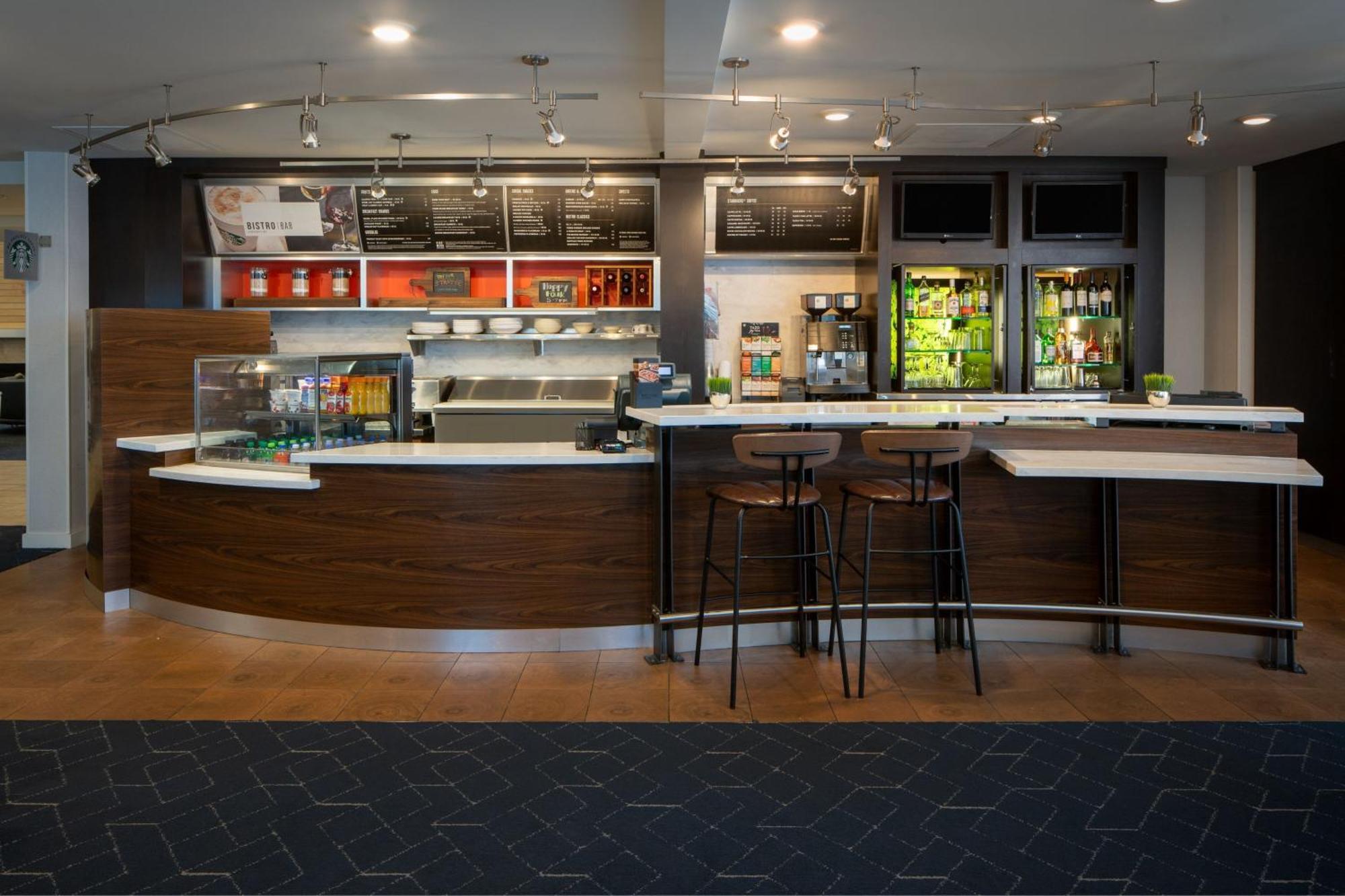 Courtyard By Marriott Decatur Hotel Екстериор снимка