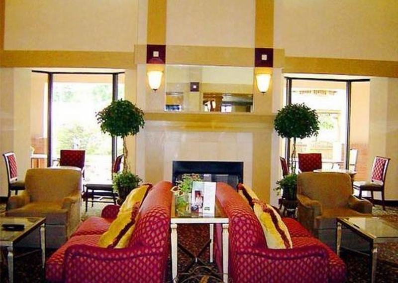Courtyard By Marriott Decatur Hotel Екстериор снимка