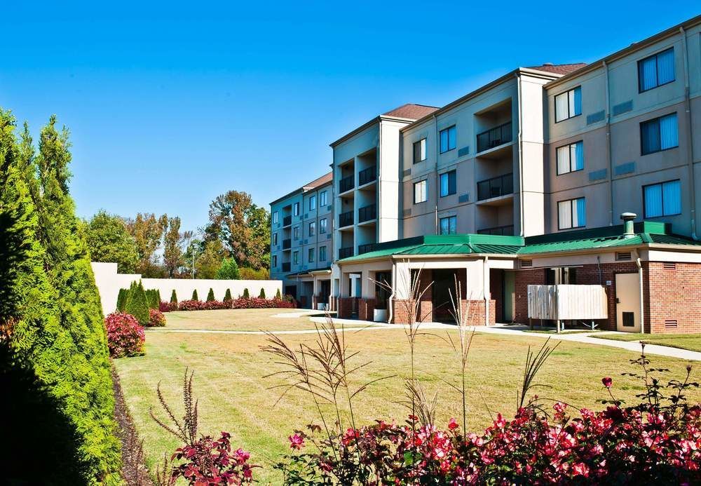 Courtyard By Marriott Decatur Hotel Екстериор снимка