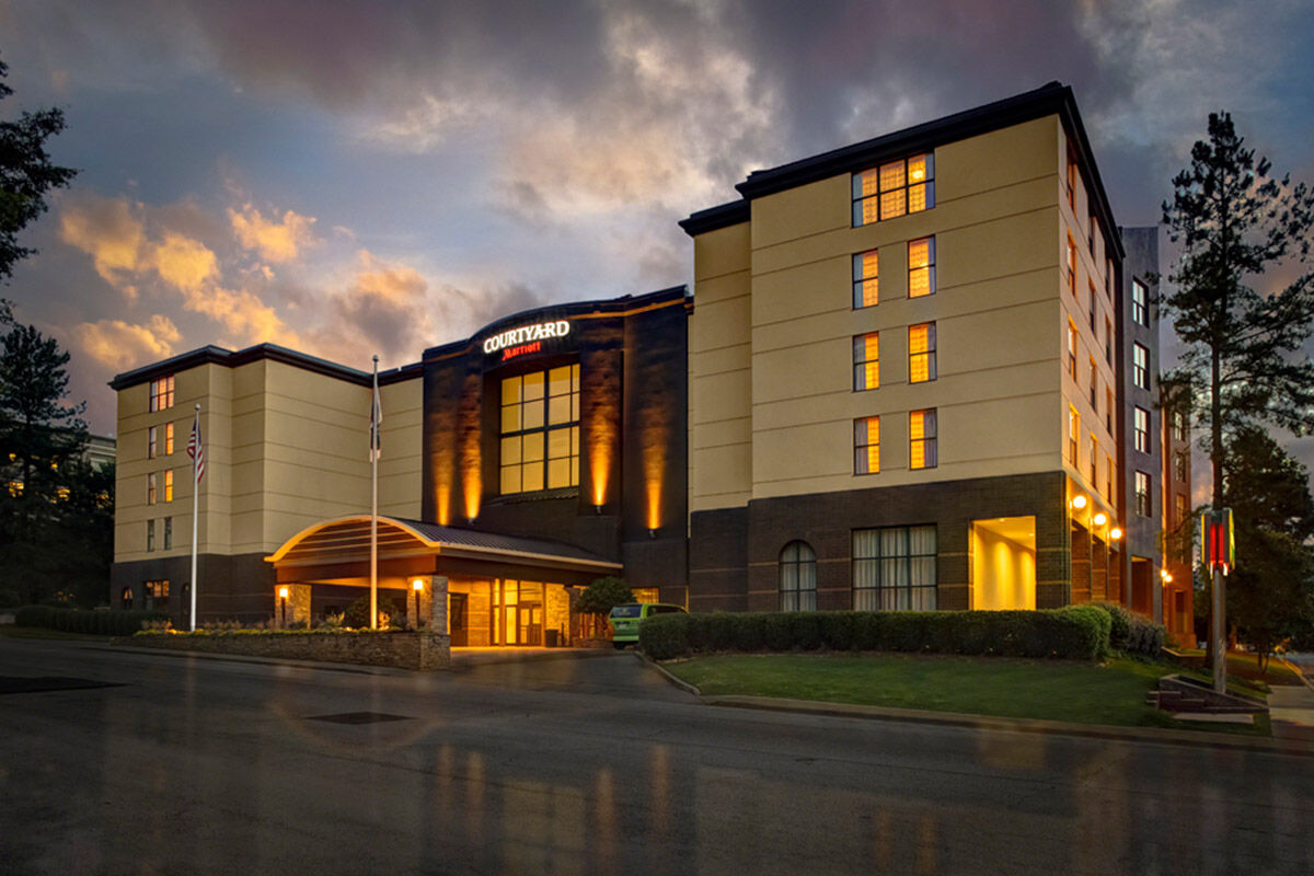 Courtyard By Marriott Decatur Hotel Екстериор снимка